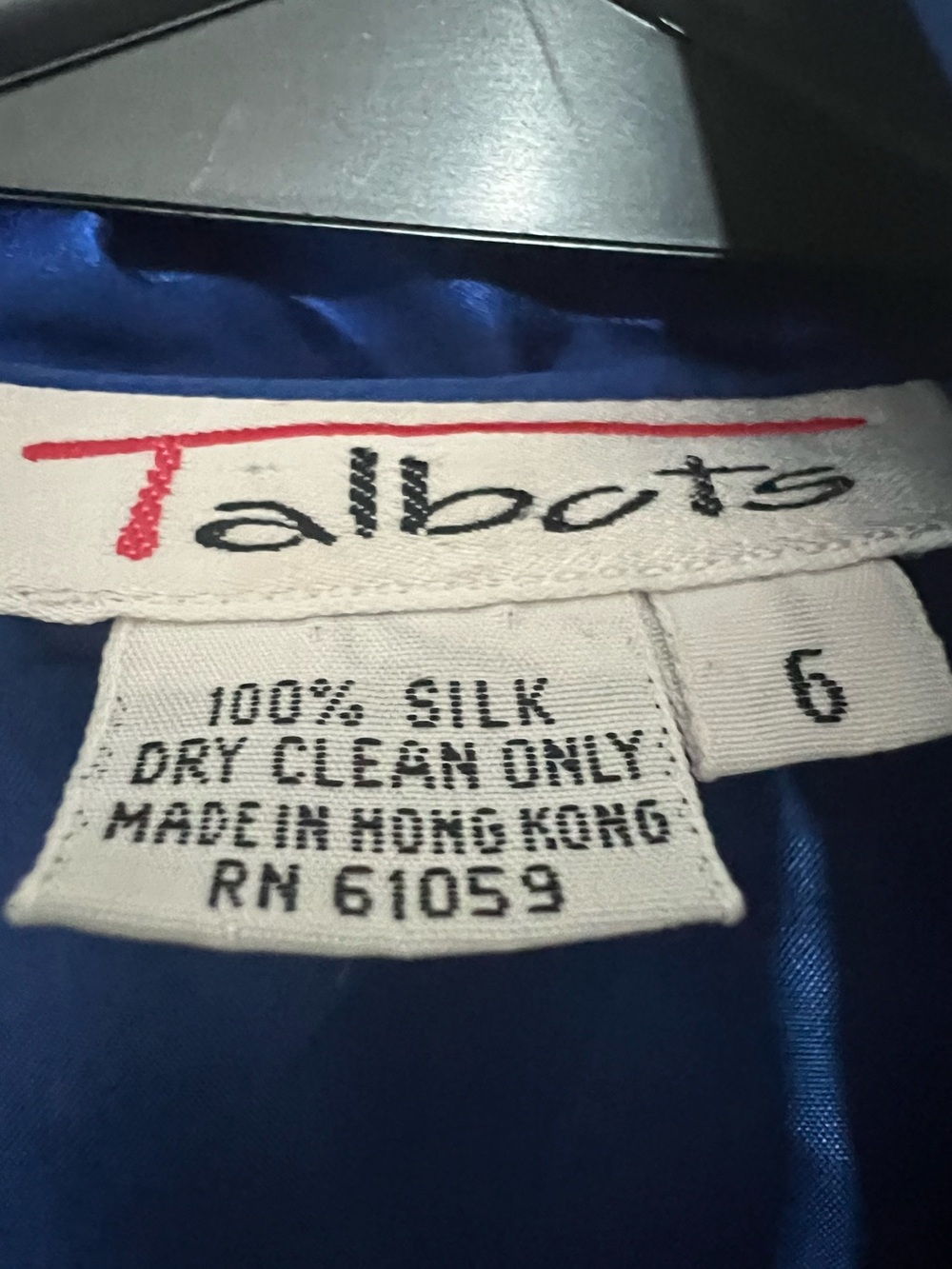 Talbots 100% Silk Royal Blue Blazer Size 6 - Picture 3 of 3